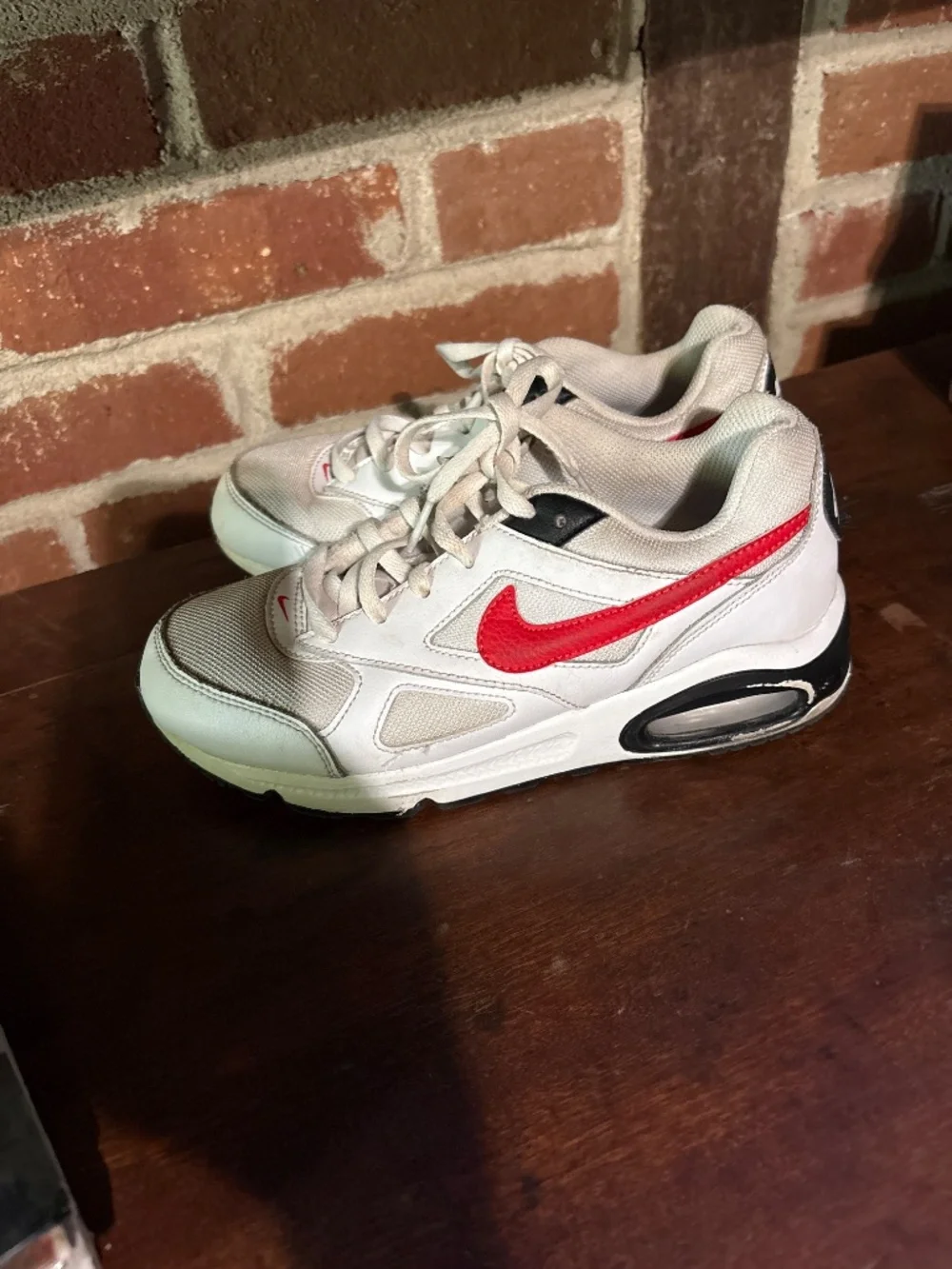 Nike Air Max, white with red and black accents, size 3Y